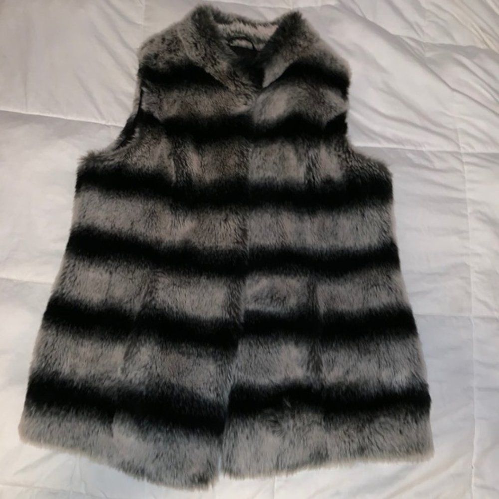 RACHEL ZOE FAUX FUR VEST‎ - LIKE NEW